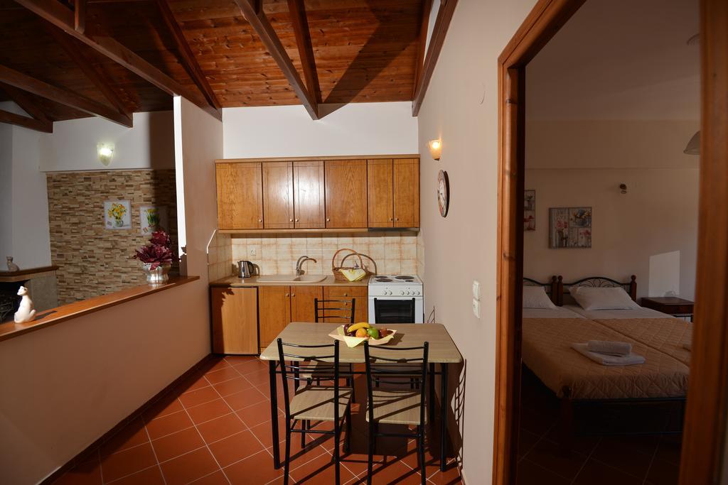 Castello Domus Apartment Panormos  Phòng bức ảnh