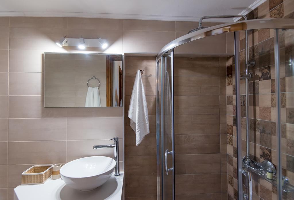 Castello Domus Apartment Panormos  Ngoại thất bức ảnh